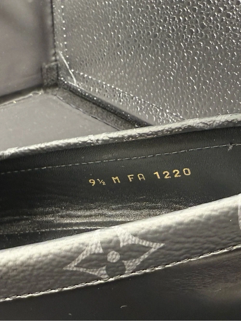 Louis Vuitton Major Loafers Black Glazed Calf Leather Monogram Size US 10.5